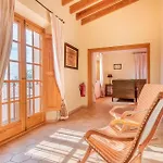 Ferienhaus Mit Privatpool Fuer 8 Personen Ca 460 Qm In Es Llombards, Mallorca Suedostkueste Von Mallorca