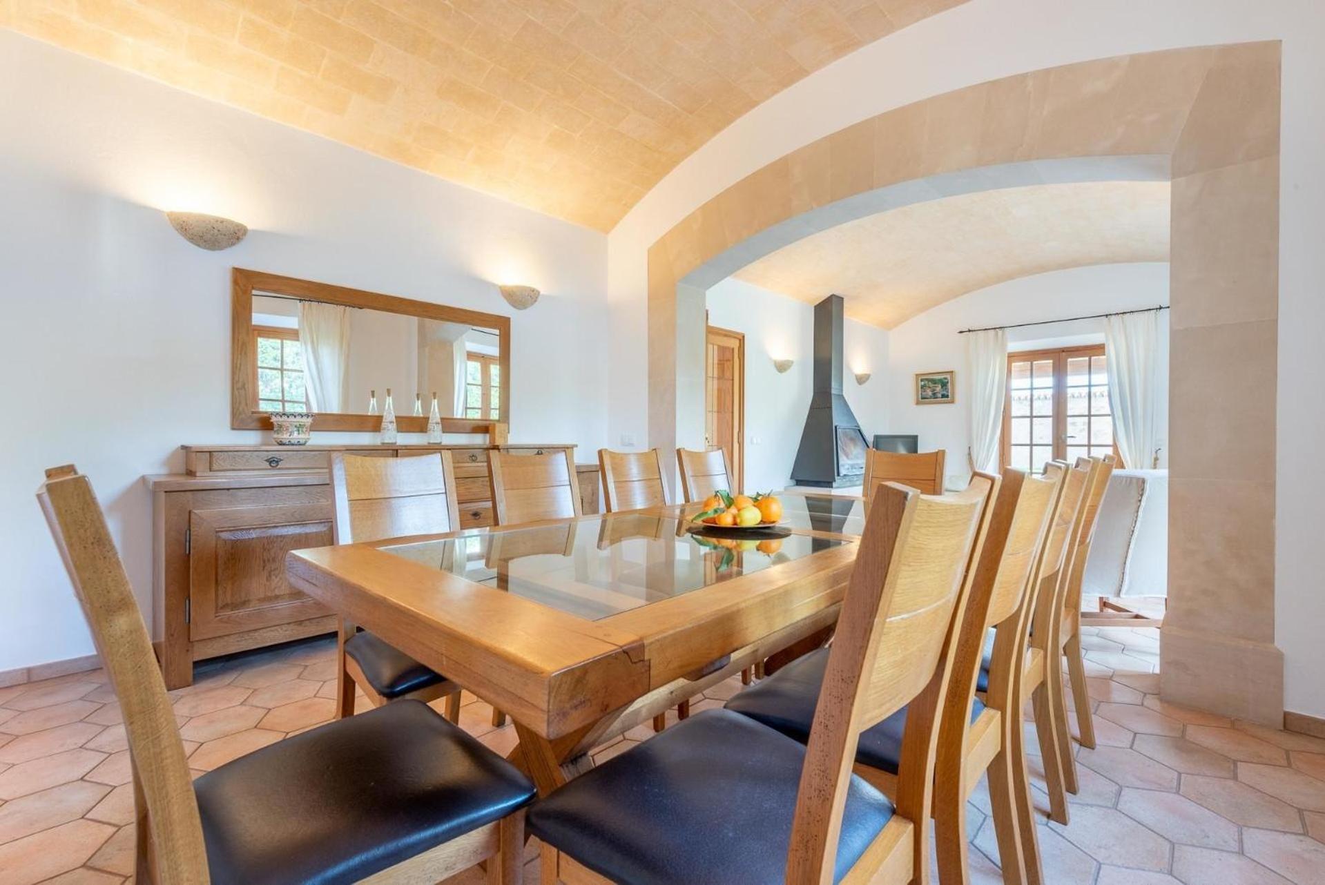 Mit Privatpool Fuer 8 Personen Ca 460 Qm In Es Llombards, Mallorca Suedostkueste Von Mallorca Ferienhaus *
