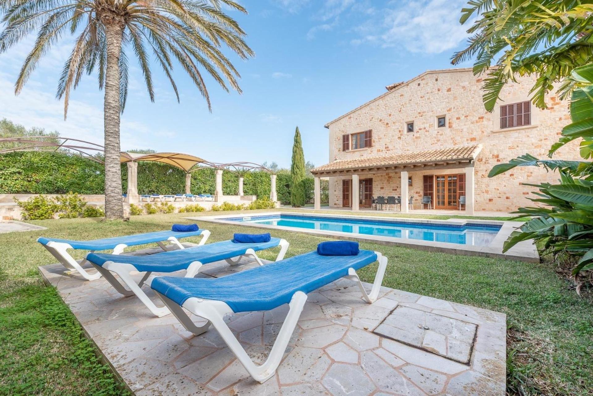 Mit Privatpool Fuer 8 Personen Ca 460 Qm In Es Llombards, Mallorca Suedostkueste Von Mallorca *